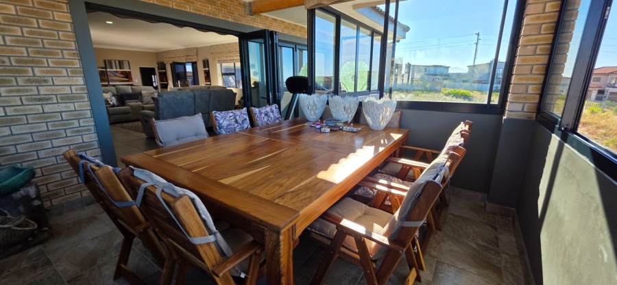 5 Bedroom Property for Sale in Island View Western Cape
